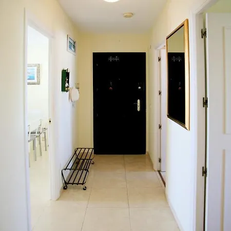 Stunning Spacious In Dona Lola Apartment *
