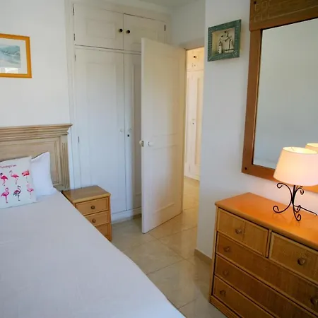 Apartment Stunning Spacious In Dona Lola *